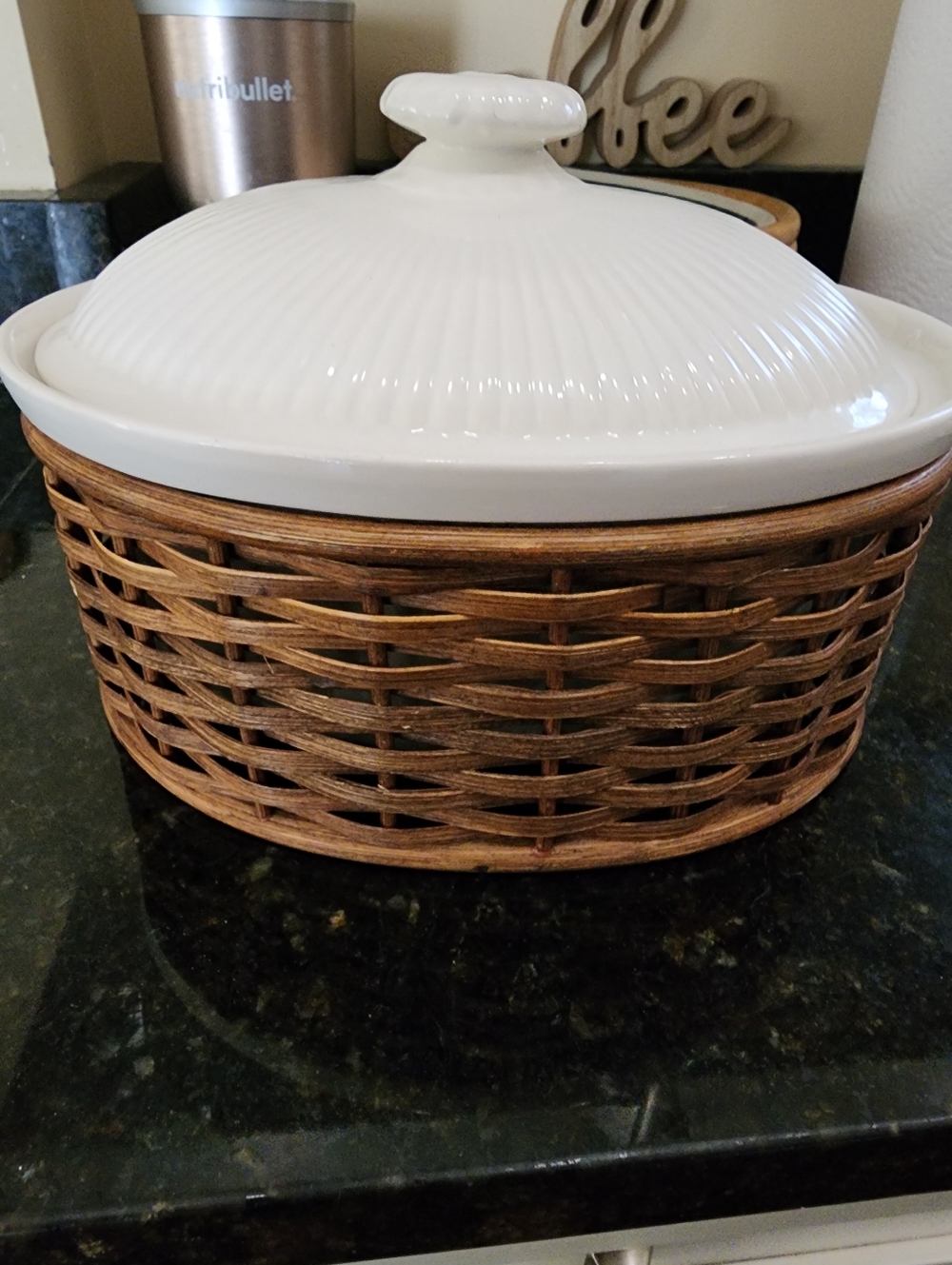 Vintage Caserole Dish With Basket